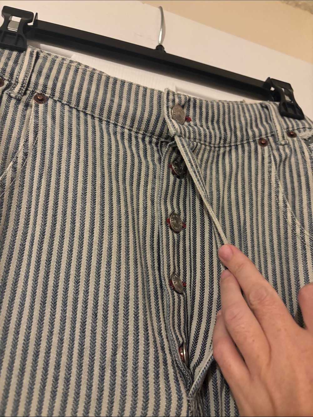 We The Free Lost and Found Boyfriend Jeans- Size 32- NWT - Picture 8 of 12
